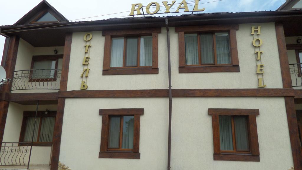 Royal Hotel คาร์คิฟ ภายนอก รูปภาพ